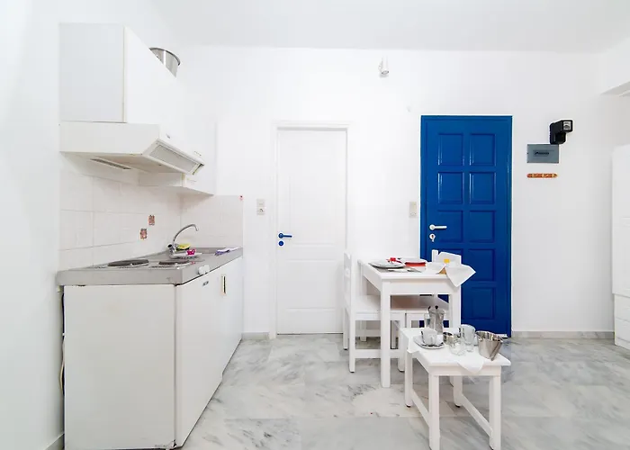 Seaside And Tours In Naxos, Greece *