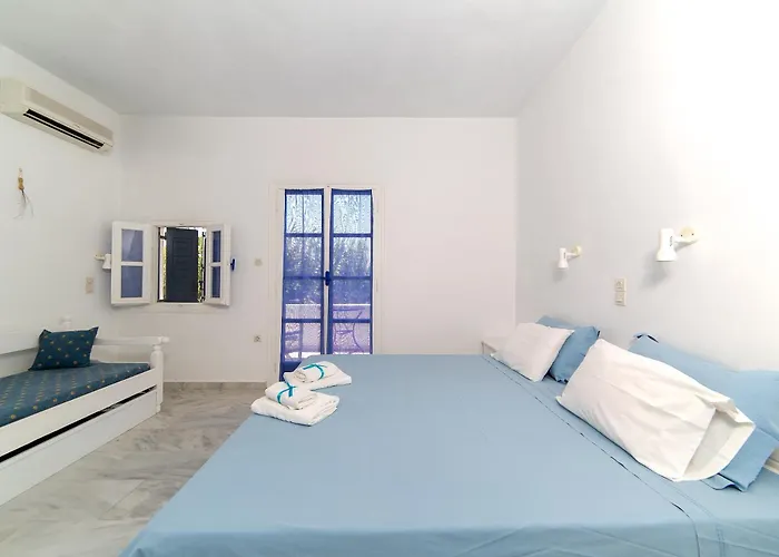 Seaside And Tours In Naxos, Greece * Naxos City