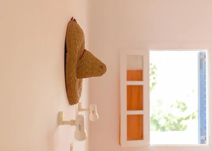 Seaside And Tours In Naxos, Greece Apartment