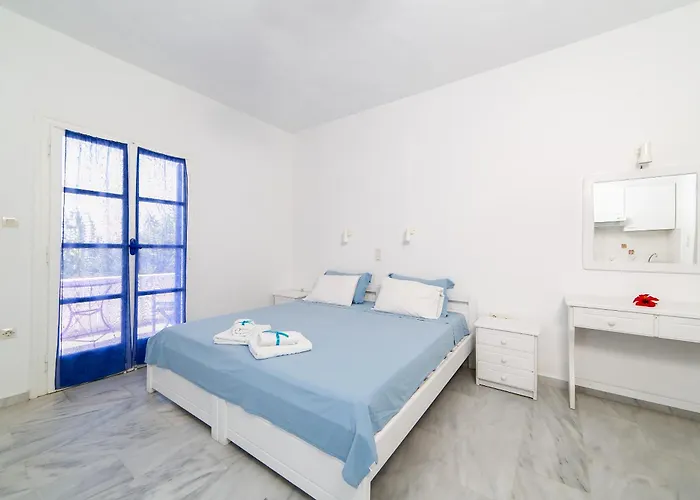 Seaside And Tours In Naxos, Greece * Naxos City