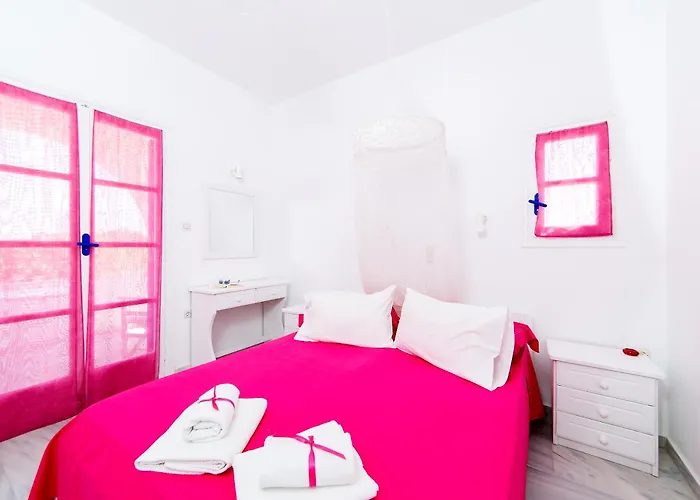 Seaside And Tours In Naxos, Greece Apartment